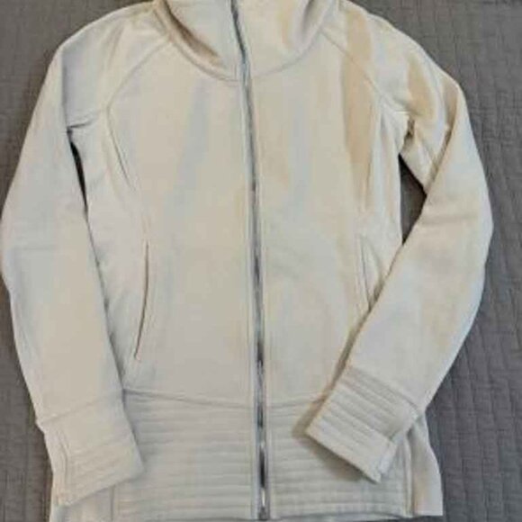 Super soft Lululemon RADIANT II JACKET Zip up IVORY CREAM Size 6 - Picture 7 of 8